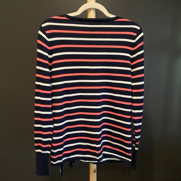 Gap V-Neck Striped Pullover Sweater - Picture 4 of 9